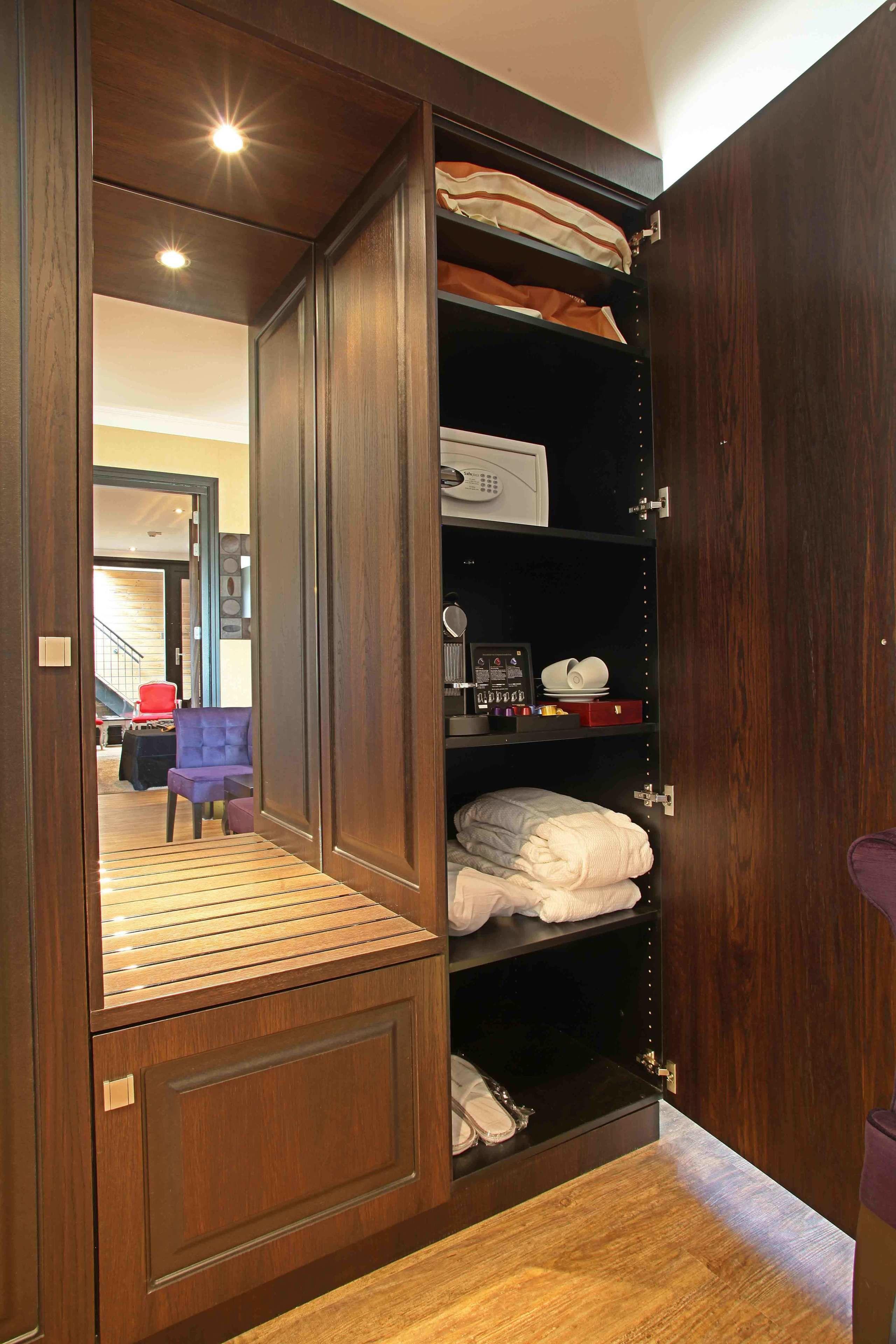 & Savarin - Rijswijk, 5*