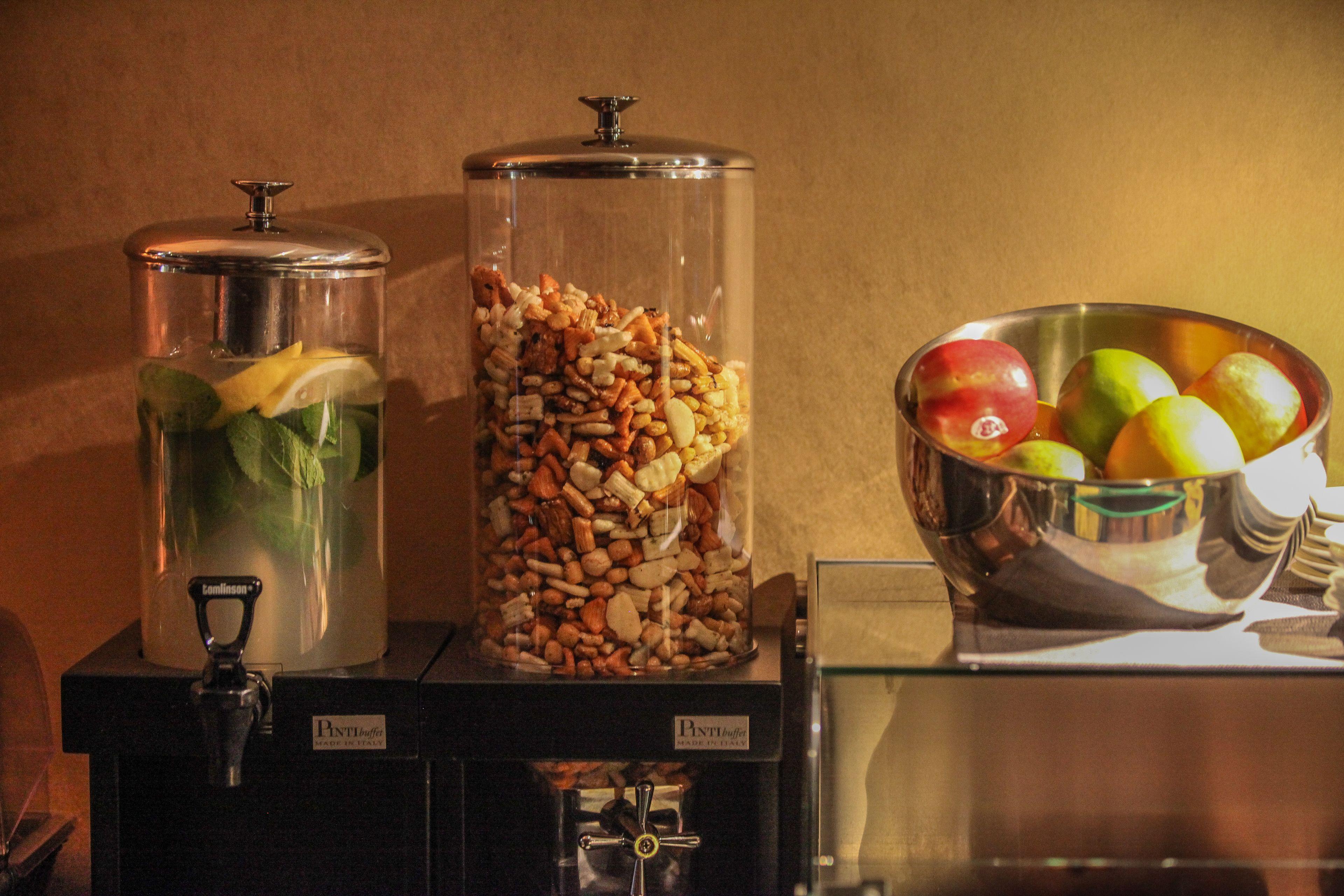 Hotel & Savarin - Rijswijk,