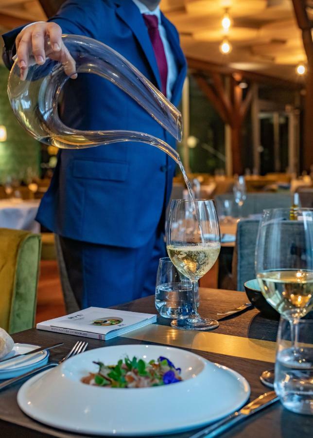 & Savarin - Rijswijk, Hotel